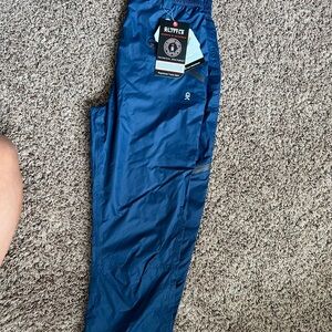 Women’s rain pants